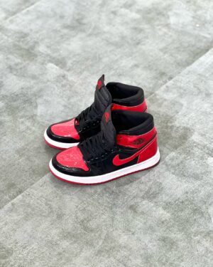 Jordan 1 Retro High OG "Bred Patent"