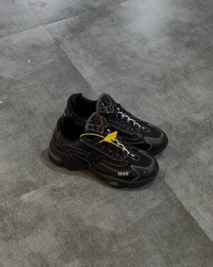 1000 Black