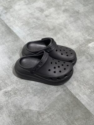 black clogs