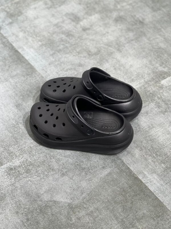 black clogs
