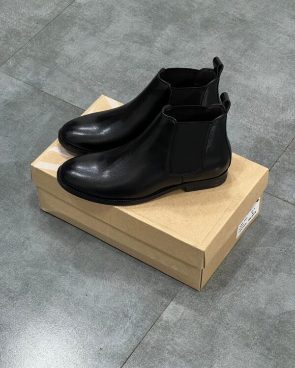 ZARA CHELSES