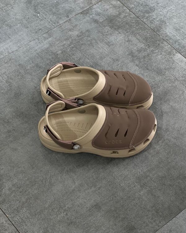 CROCS