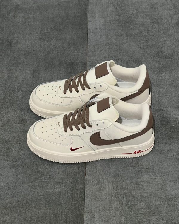 NIKE AF1