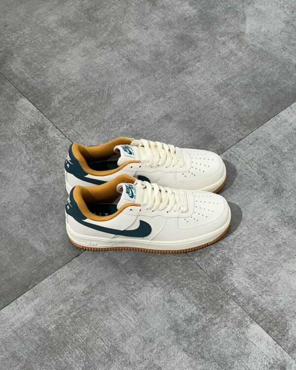 NIKE AF1